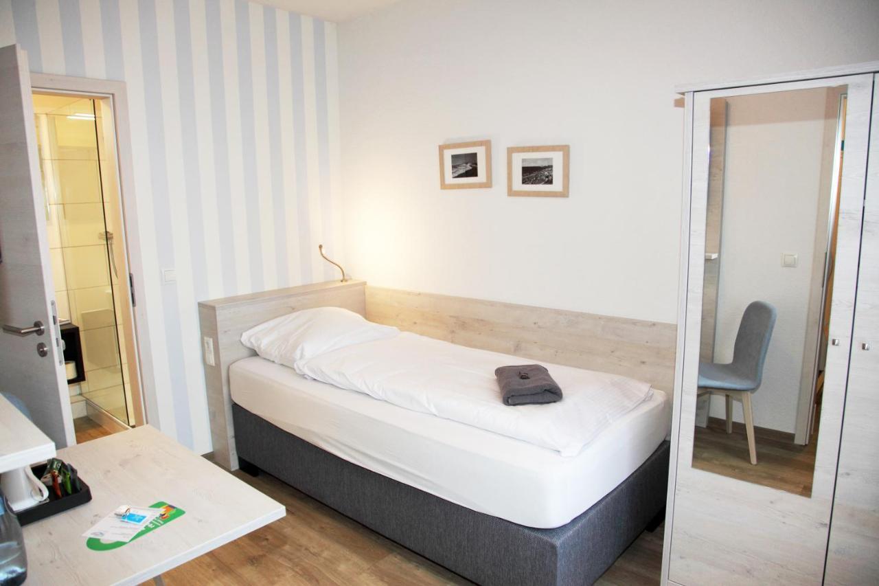 Hotel Pension Norddeich Екстериор снимка